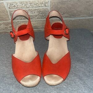 Dansko Women's Red Suede Open-Toe Slingback Sandals size 39
